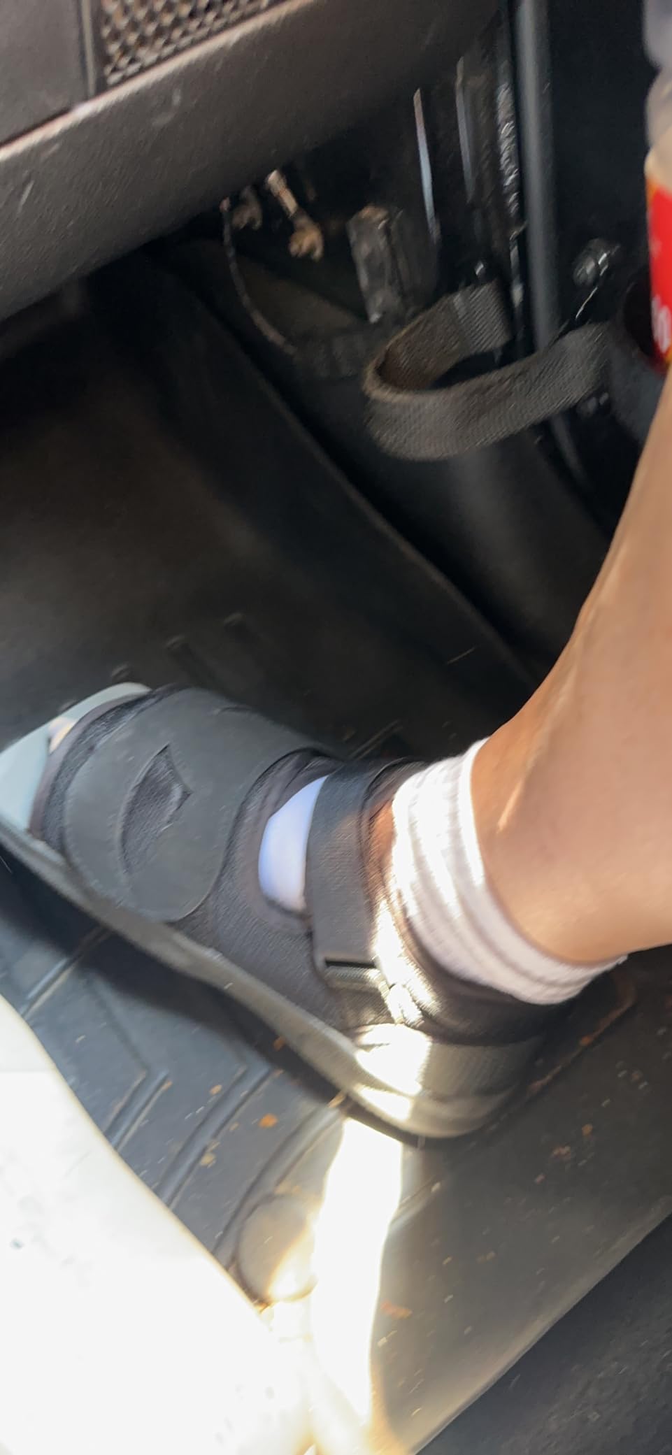 United Ortho Post-Op Shoe - Orthopedic Adjustable Recovery Shoe For Broken Foot or Toe, Post Surgery, Lightweight Medical Shoe, Left or Right Foot, (Men's Large) customer photo 1
