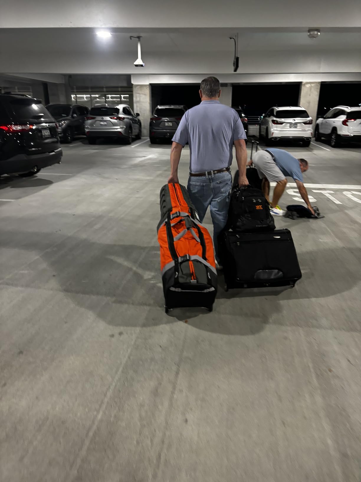 Sun Mountain ClubGlider Meridian Golf Travel Bag, 4-Wheel Rolling Retractable-Leg System customer photo 2