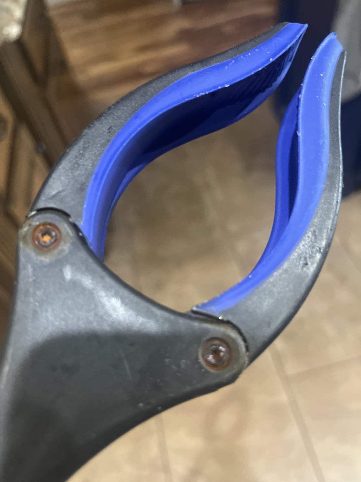 RMS 34 Inch Extra Long Reacher Grabber - Foldable with Rotating Jaw (Blue) customer photo 2