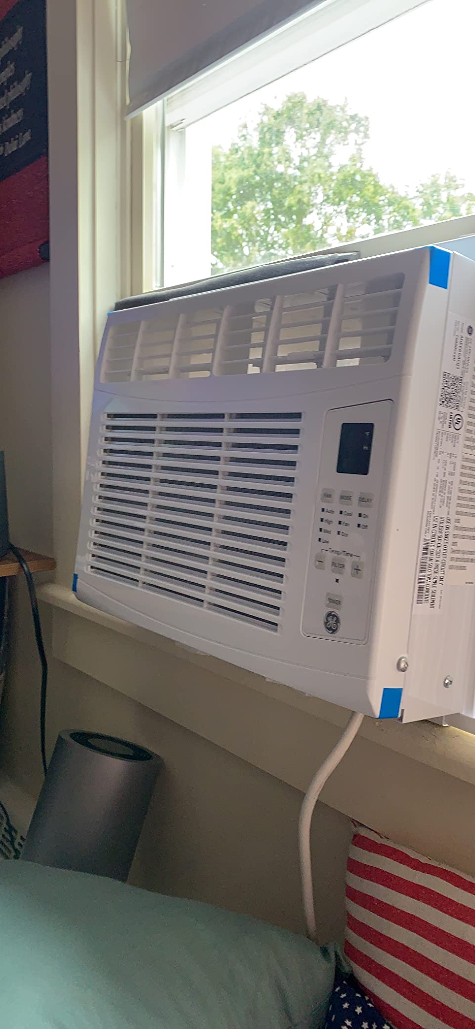 GE Electronic Window Air Conditioner 6000 BTU, Efficient Cooling for Smaller Areas Like Bedrooms and Guest Rooms, 6K BTU Window AC Unit with Easy Install Kit, White customer photo 2