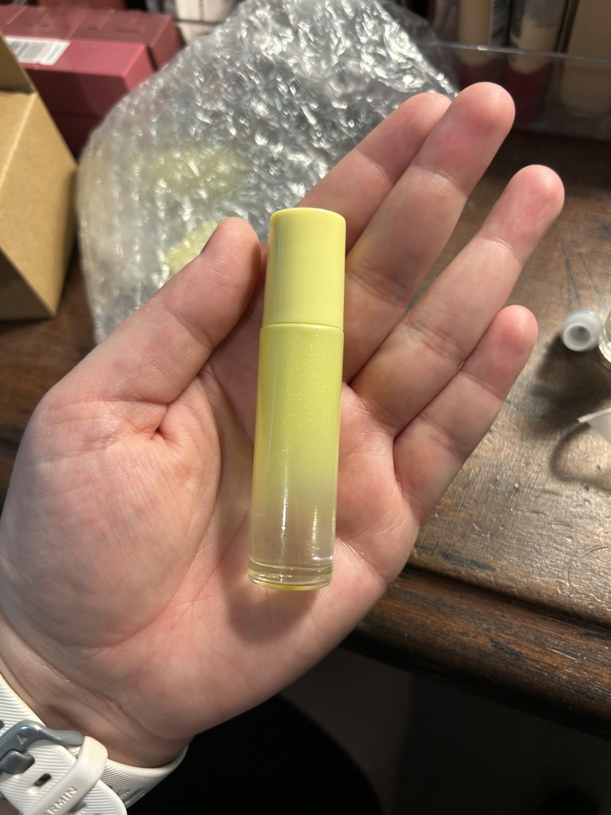 sungwoo 12 Pack Amber Glass Roller Bottles for Essential Oils - 10ml Roll on Bottle with Stainless Steel Roller Balls and Black Caps - Pure Essential Oil Blend Roller Bottle customer photo 2