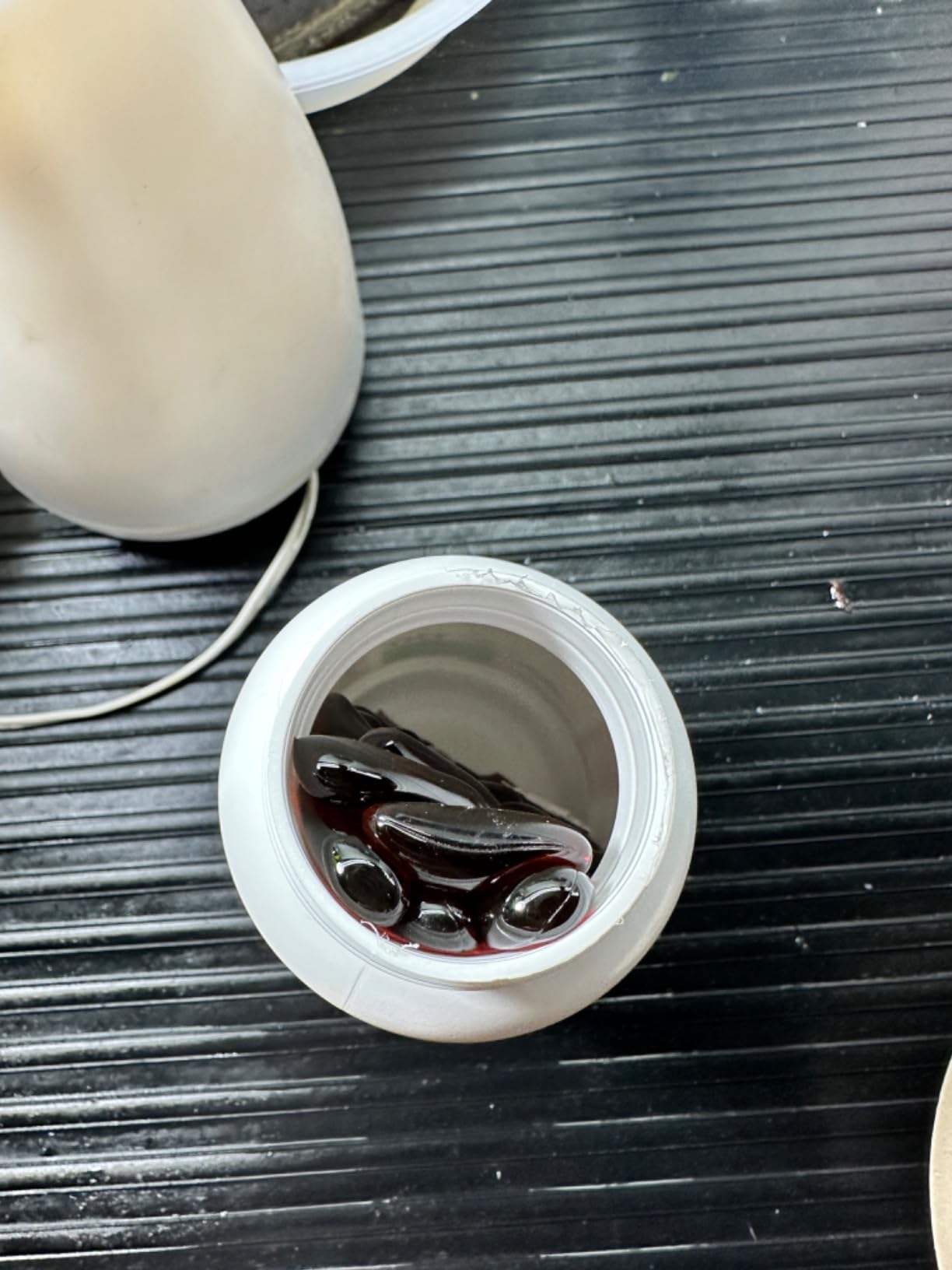 Bronson Antarctic Krill Oil 2000 mg with Omega-3s, 120 Softgels | Heavy Metal Tested, with EPA, DHA, Astaxanthin and Phospholipids, Non-GMO, Gluten Free, Soy Free customer photo 1