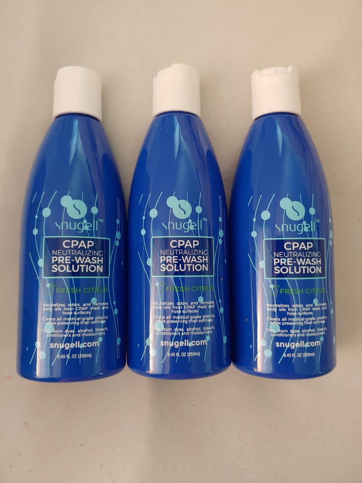 Snugell CPAP Soap Cleaner 8.4oz - Fresh Citrus Scent - Pre-Wash Solution - Mask and Hose Cleaning Soap - Neutralizes Odor and Removes Body Oils from CPAP Mask (1-Pack) customer photo 1