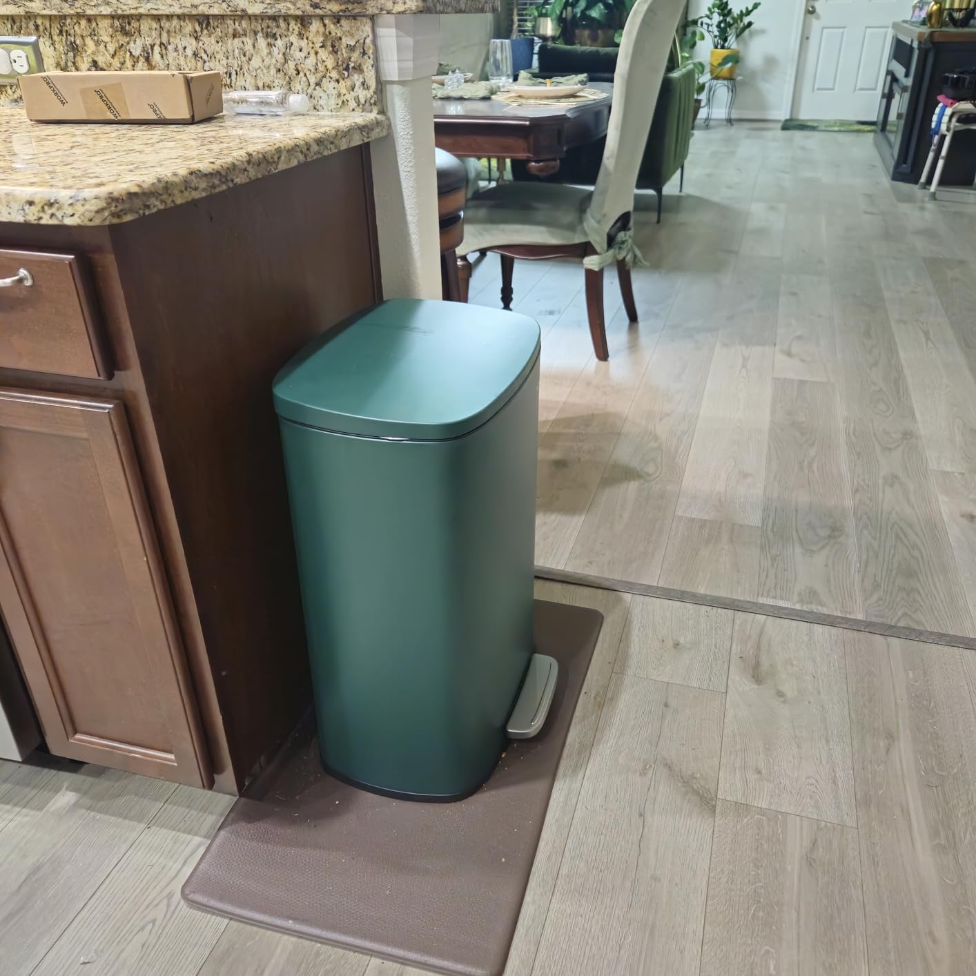 SONGMICS 13 Gallon (50 L) Trash Can, Stainless Steel, Step-On Pedal | Kitchen Garbage Can, Recycling or Waste Bin, with Soft Close Lid, Removable Inner Bucket, Silver ULTB050E01 customer photo 2