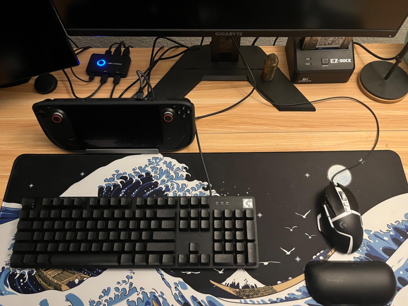 Logitech G413 SE Full-Size Mechanical Gaming Keyboard - Black customer photo 2