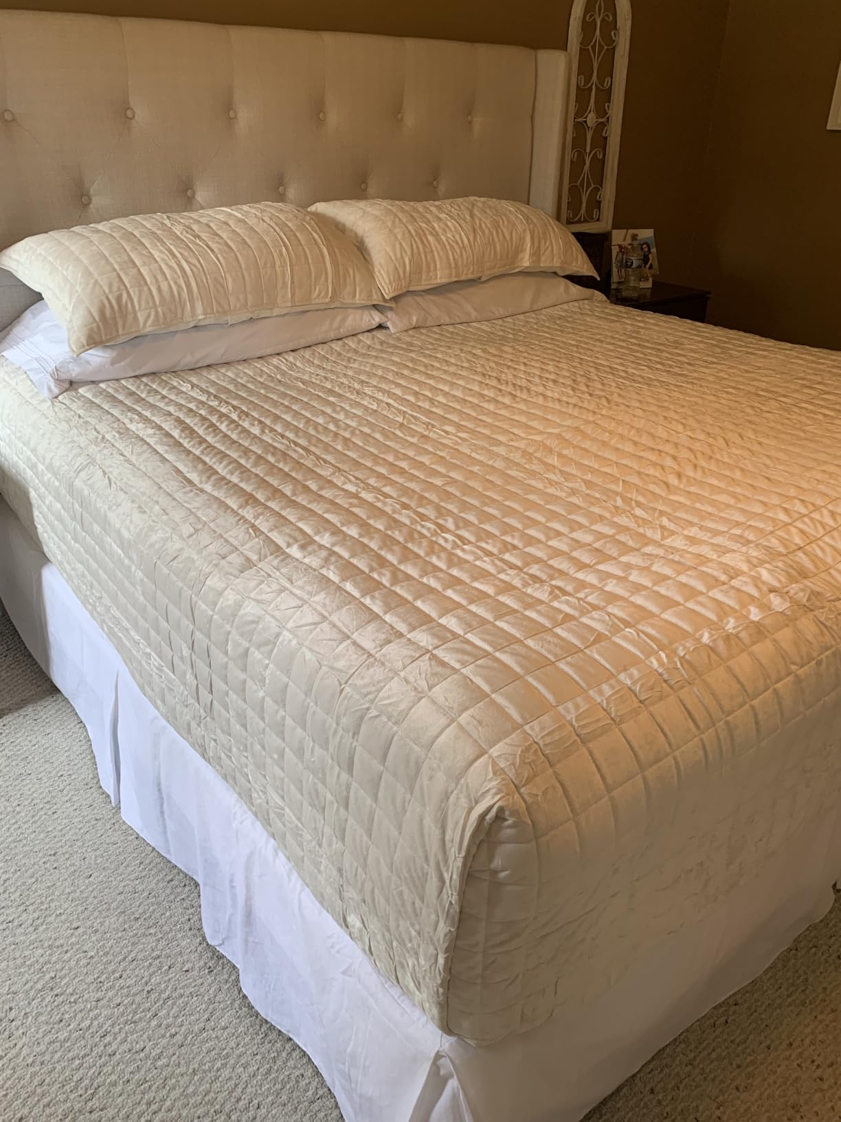 RECYCO Channel Box Stitch Velvet Quilt Set, King Size, Cream White | Ultra Soft Lightweight Velvet Comforter, Luxury Oversized Bedspread Coverlet, Quilted Bedding Set for All Season with 2 Shams customer photo 1