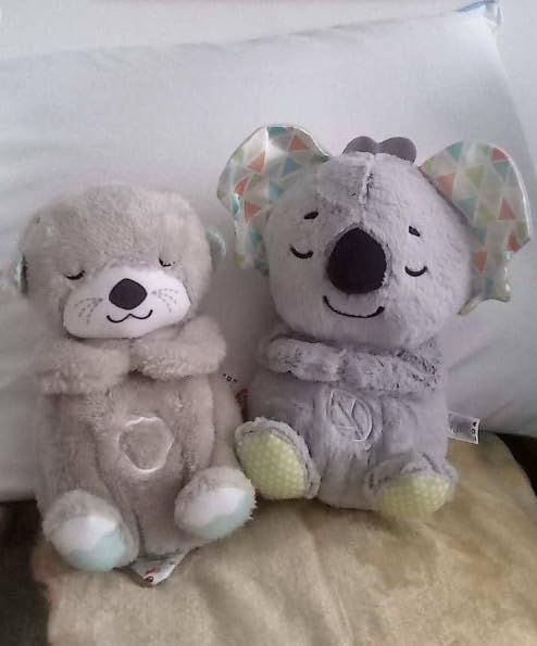 Fisher-Price Baby Toy Soothe 'n Snuggle Koala Plush Sound Machine with Customizable Music Lights & Breathing Motion for Newborns 0+ Months customer photo 1