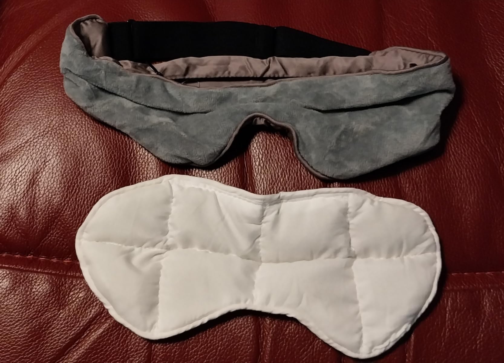 Mr. Sandman Weighted Eye Mask for Sleeping, Blackout Mask, 0.5 lbs, Grey | Reversible Cooling and Cozy Sides; Blackout Eye Cover for Sleep and Travel; Gentle Weighted Comfort; Gift for Women and Men customer photo 2