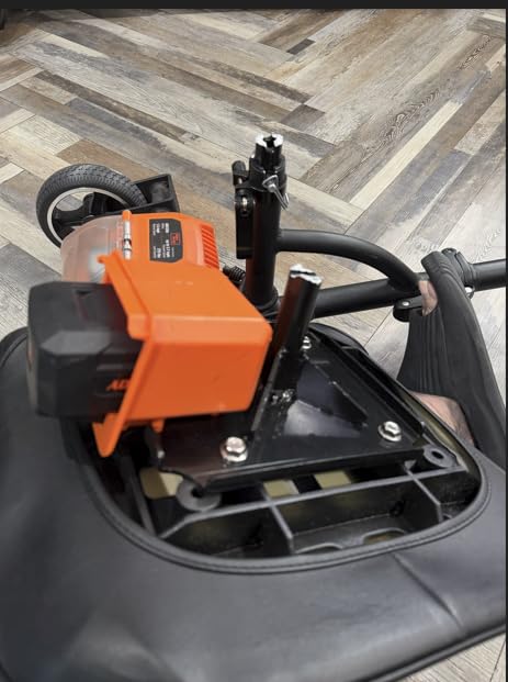 SuperHandy Passport Mobility Scooter for Adults - Foldable, 3 Wheel, Airline Travel Friendly - 13 Mile Range, Includes 2 Removable 44.4V Lithium-ion Batteries & Charger (275 Lbs) customer photo 2