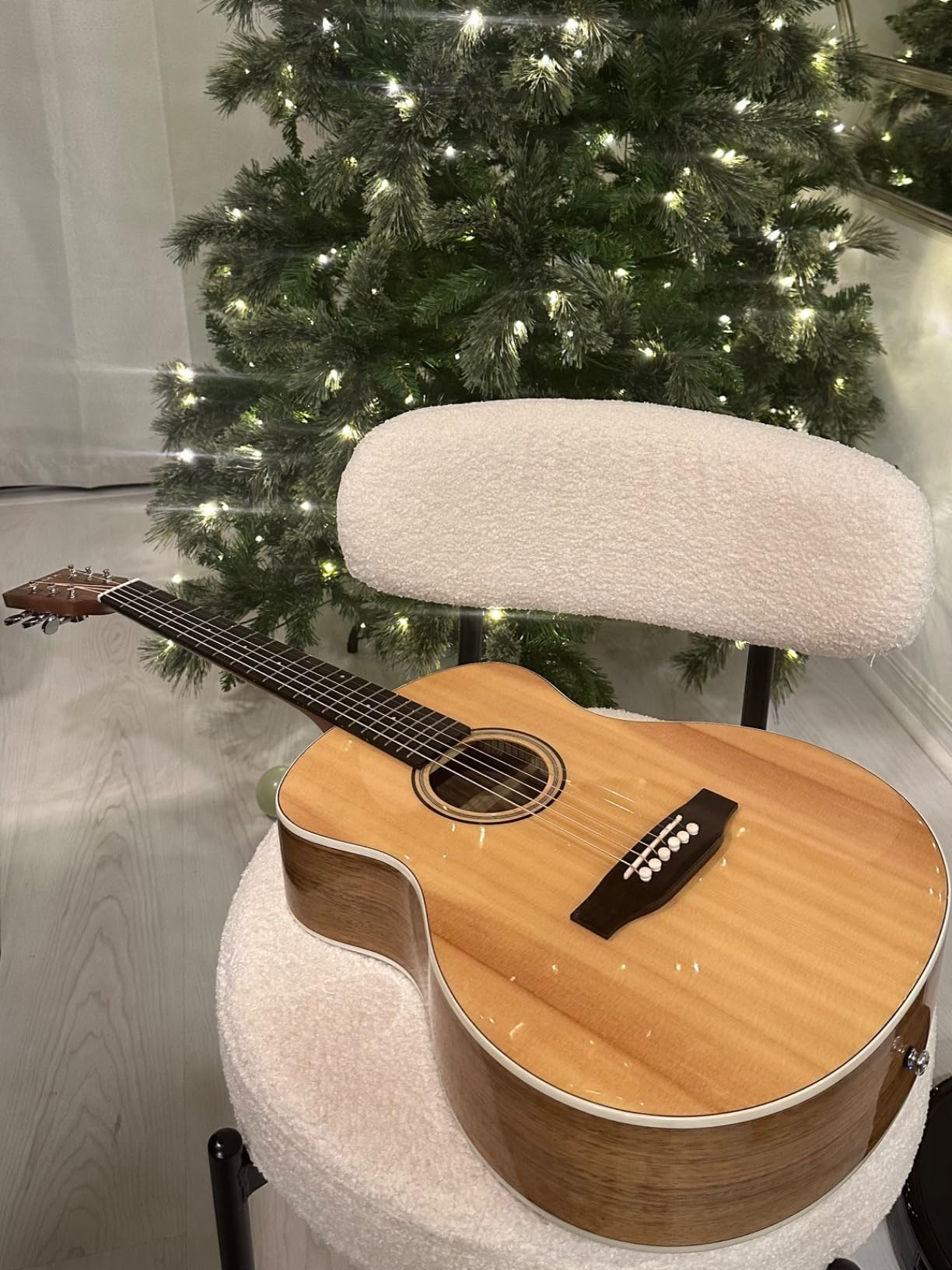 SIGMA Junior 3/4 Size Acoustic Guitar, Solid Spruce Top, Dao Back & Sides, Natural Gloss customer photo 1