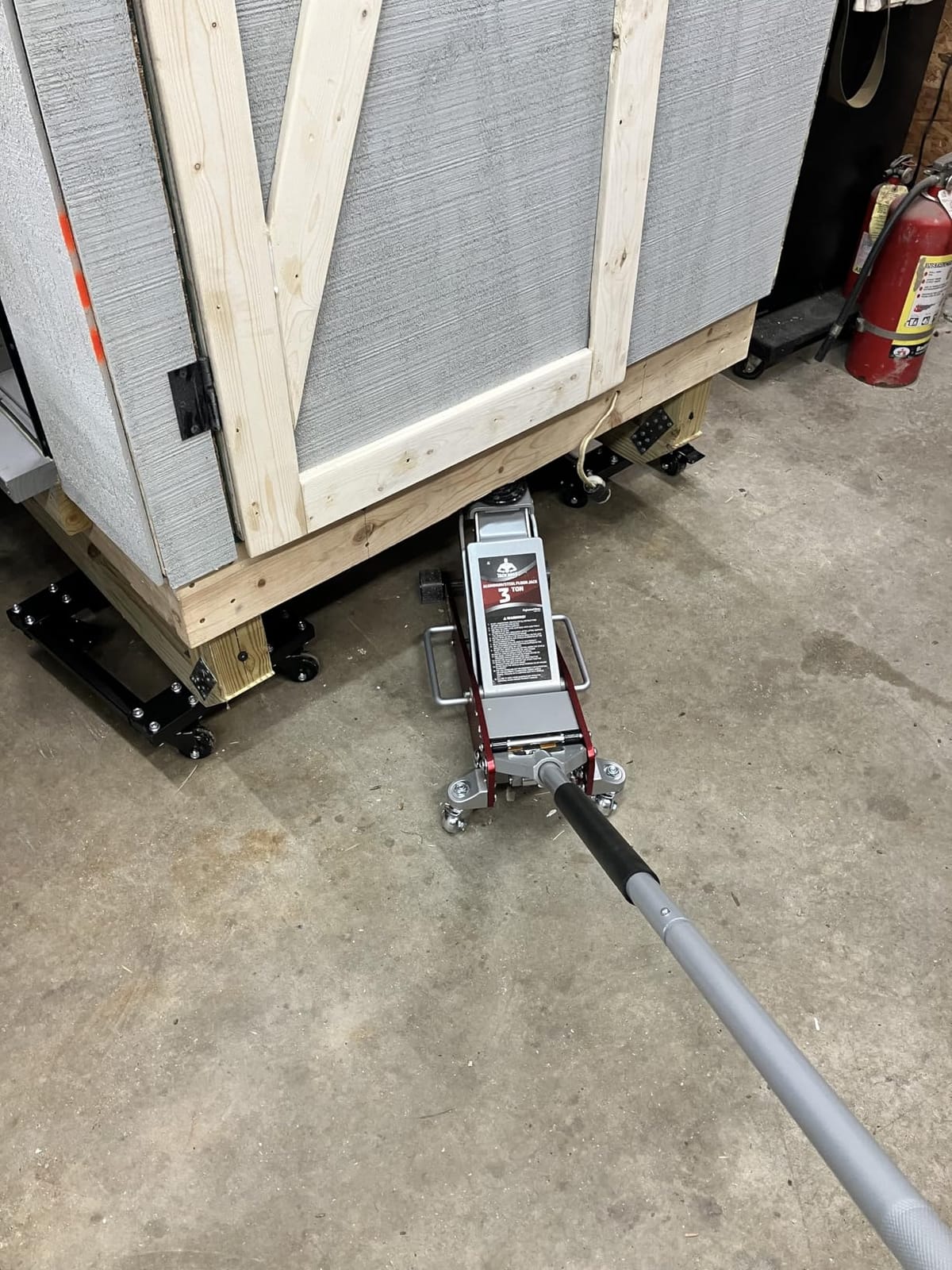 Jack Boss 3 Ton Low Profile, Aluminum and Steel Racing Floor Jack with Dual Pistons Quick Lift Pump customer photo 1