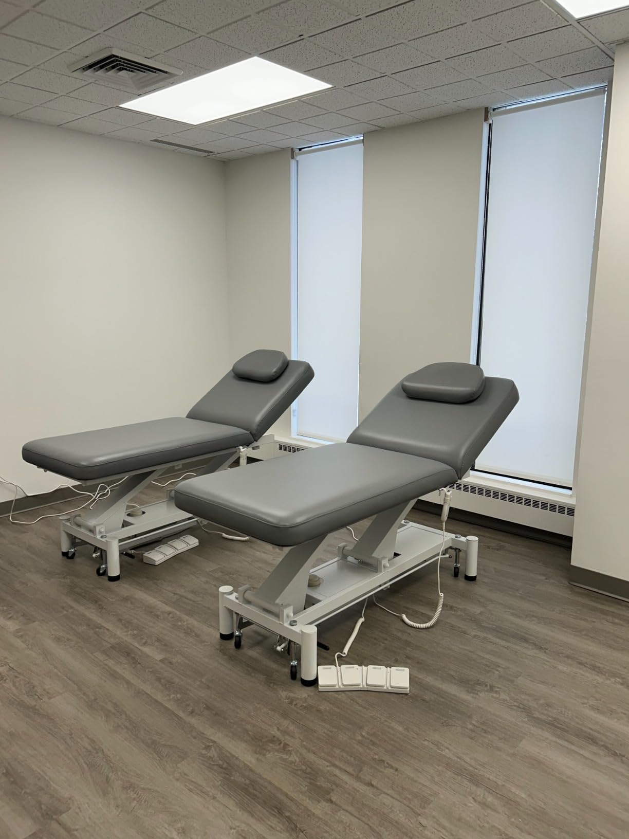 Dir Spa Full Electrical Facial Beauty Bed Spa Massage Table All Purpose Doctor's Office Bed with 2 Motors MAR Egeo customer photo 1