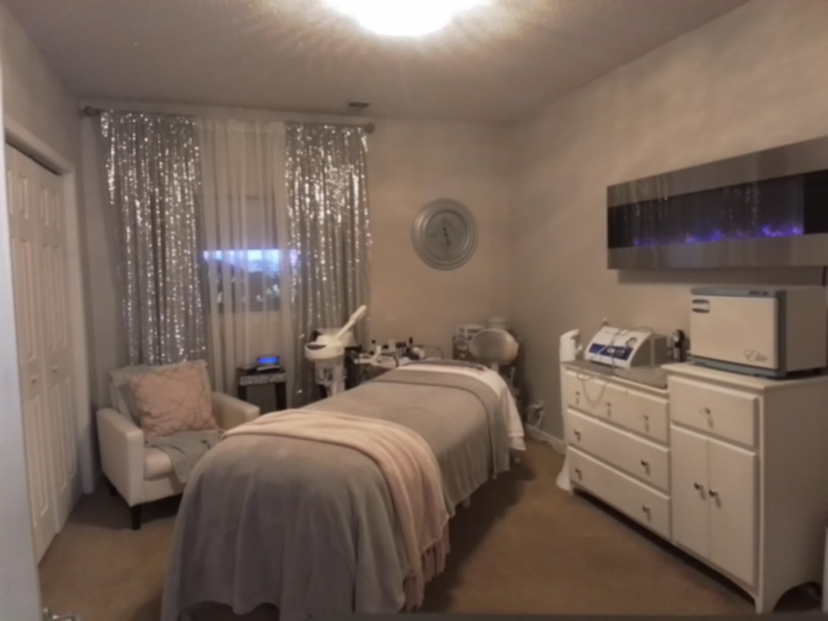 Dir Spa Full Electrical Facial Beauty Bed Spa Massage Table All Purpose Doctor's Office Bed with 2 Motors MAR Egeo customer photo 2
