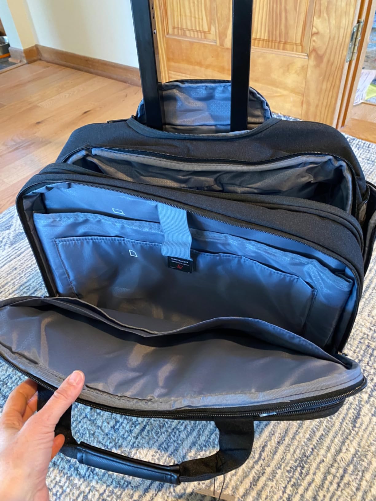 EMPSIGN 17.3 Inch Rolling Laptop Bag for Women/Men, Black | Waterproof Rolling Computer Bag, Carry-on Briefcase with Wheels customer photo 2