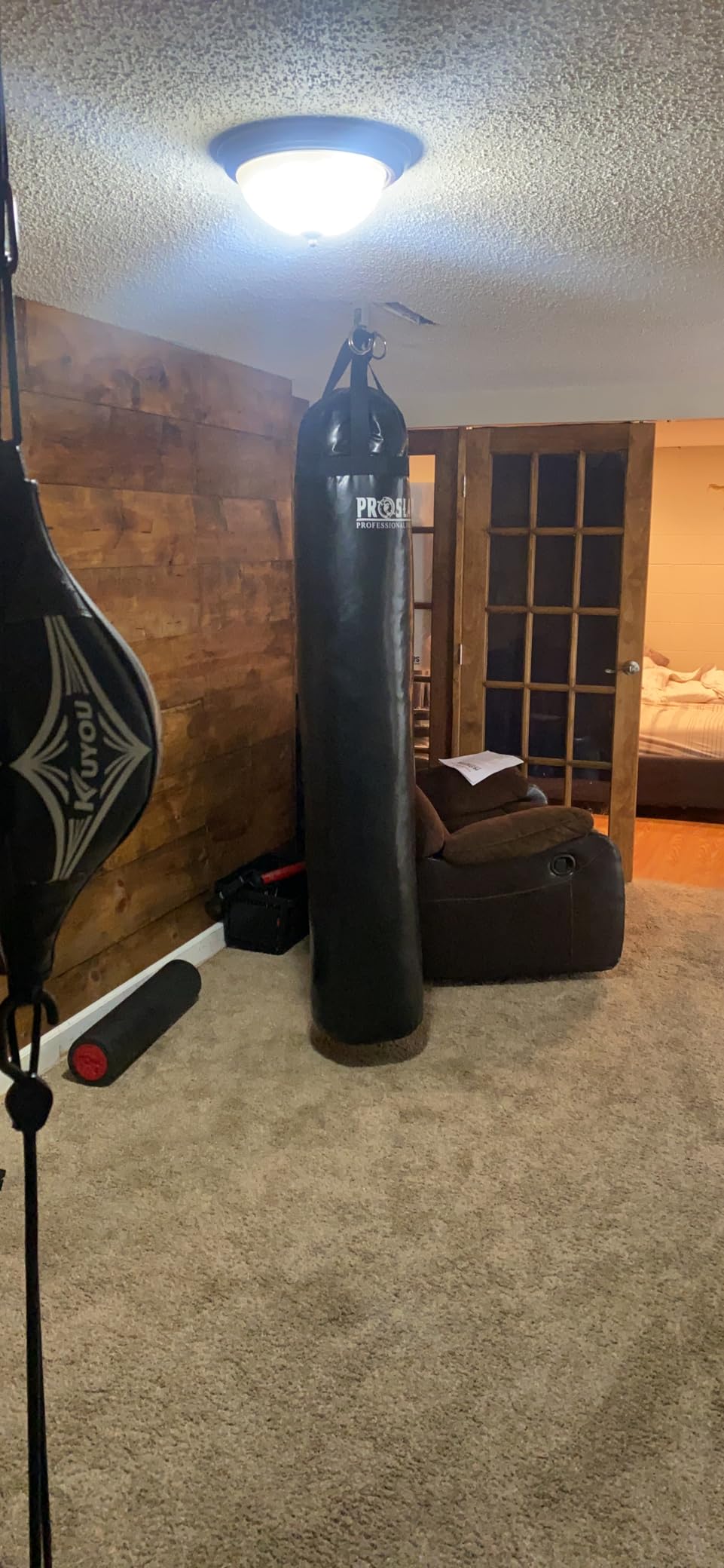6ft Tall 150lb Muay Thai Kickboxing Boxing MMA Heavy Bag UNFILLED - Made in USA customer photo 1