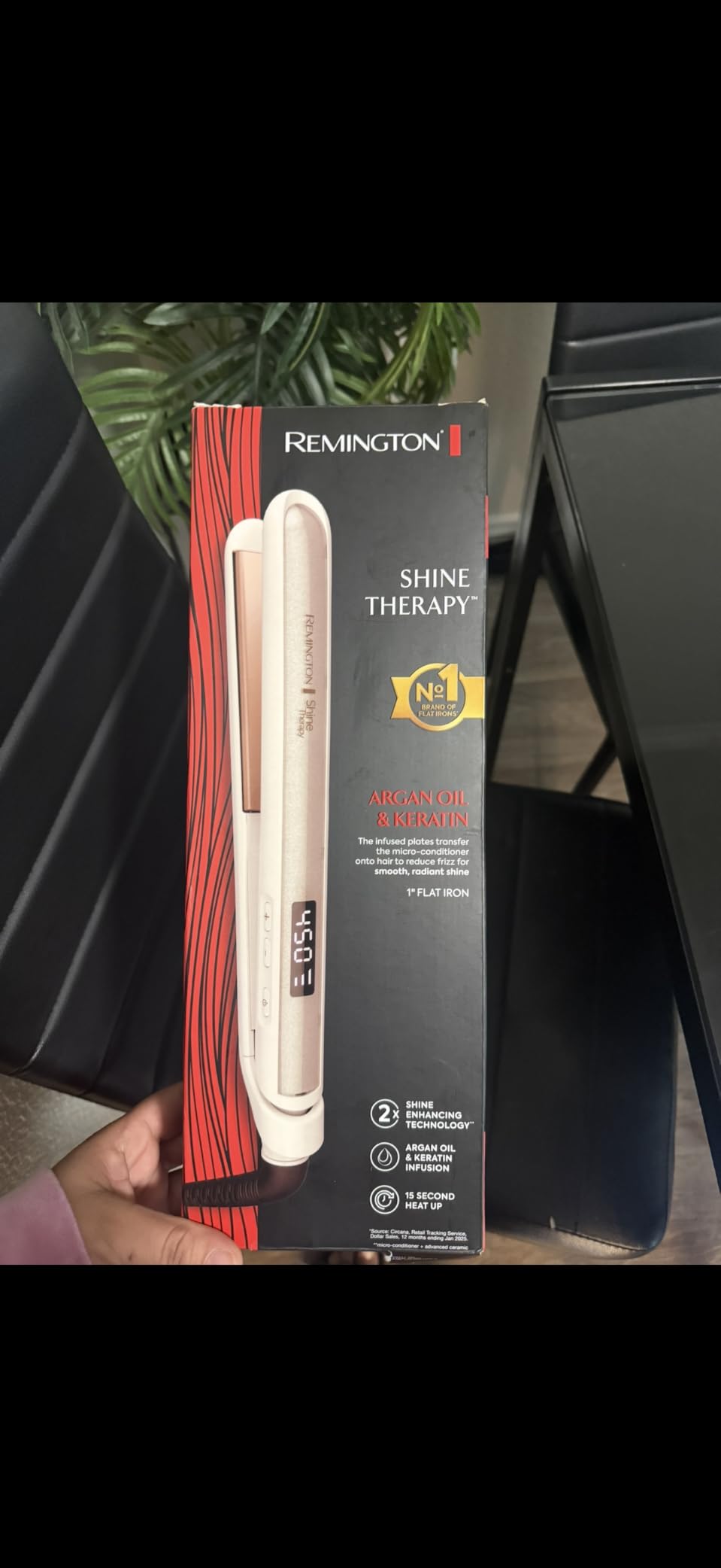 Remington Shine Therapy 1 Inch Hair Straightener, Argan Oil & Keratin | Keratin ceramic plates deliver smooth results; this flat iron reduces frizz for ideal hair styling. customer photo 2