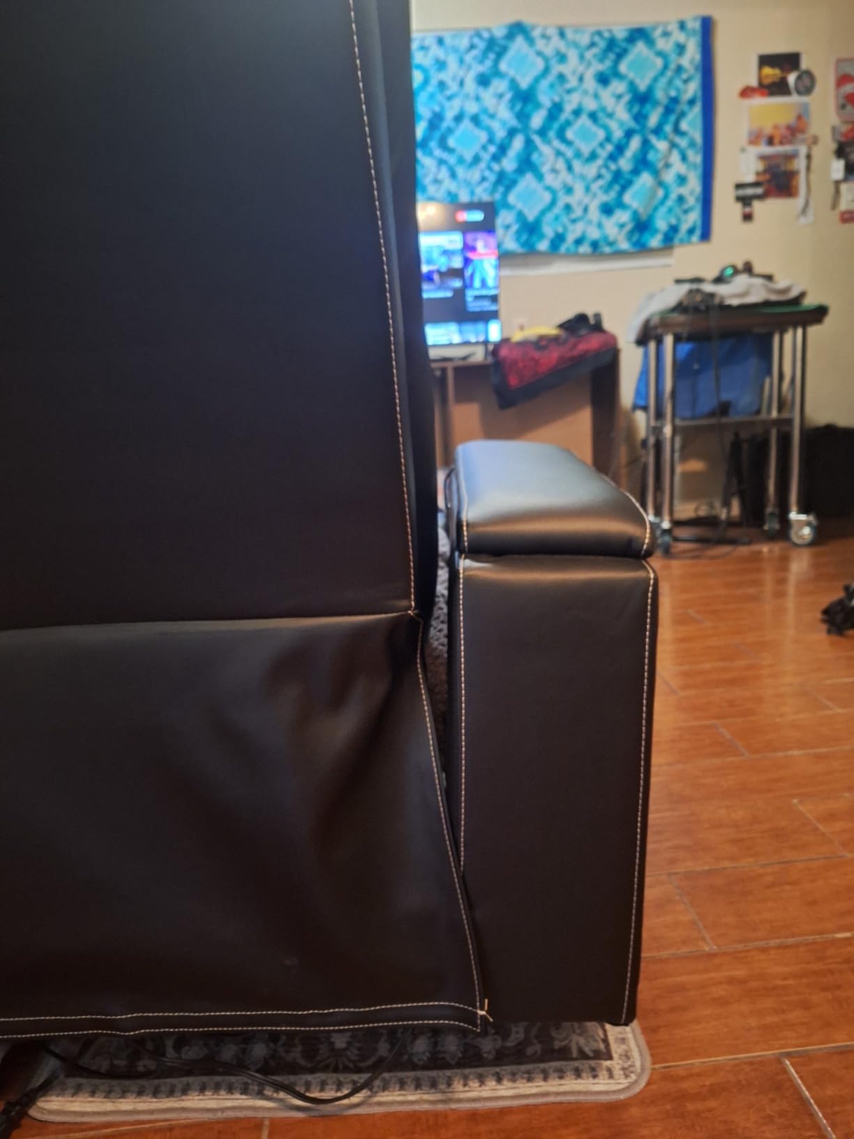CANMOV Electric Power Recliner Chair with USB Ports and Cup Holders, Breathable Leather Home Theater Seating with Hidden Arm Storage (Black) customer photo 2