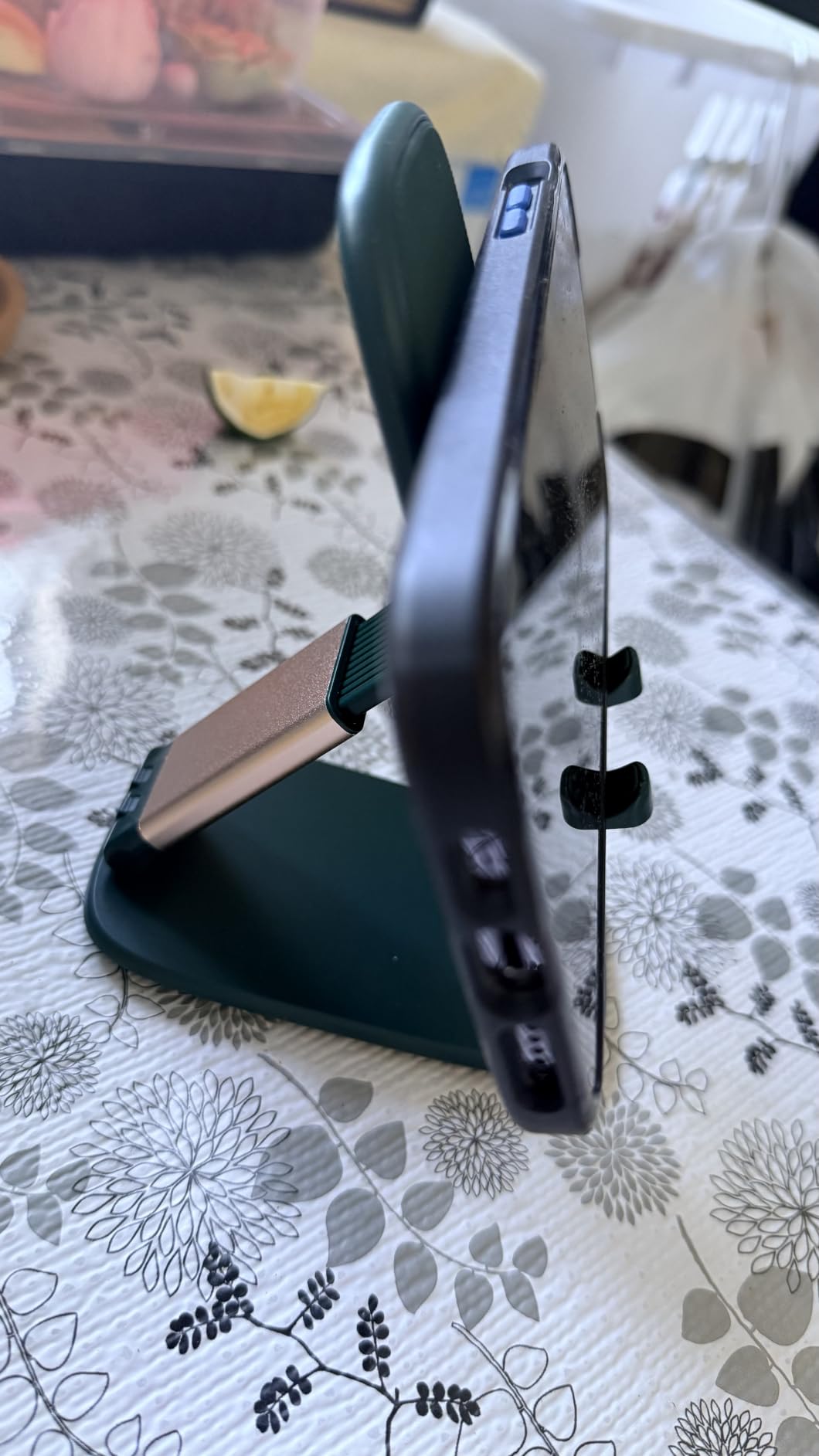 Lamicall Cell Phone Stand for Desk, Height Angle Adjustable Phone Holder | Foldable, Portable, for iPhone 17 16 15 14 13 12 11 Pro Max Plus Air Galaxy S25, Office Gift, Telephone Accessories, Black customer photo 2
