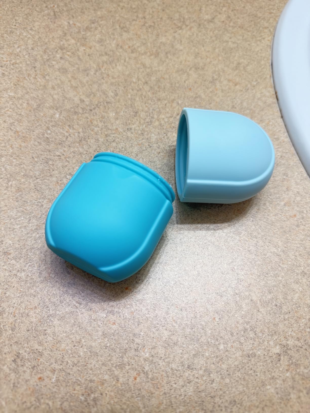 Ice Roller for Face and Eye, Ice Face Roller, Ice Roller Skin Care Tools Gifts for Women, Preppy Cute Silicone Ice Mold Stuff for Beauty customer photo 1