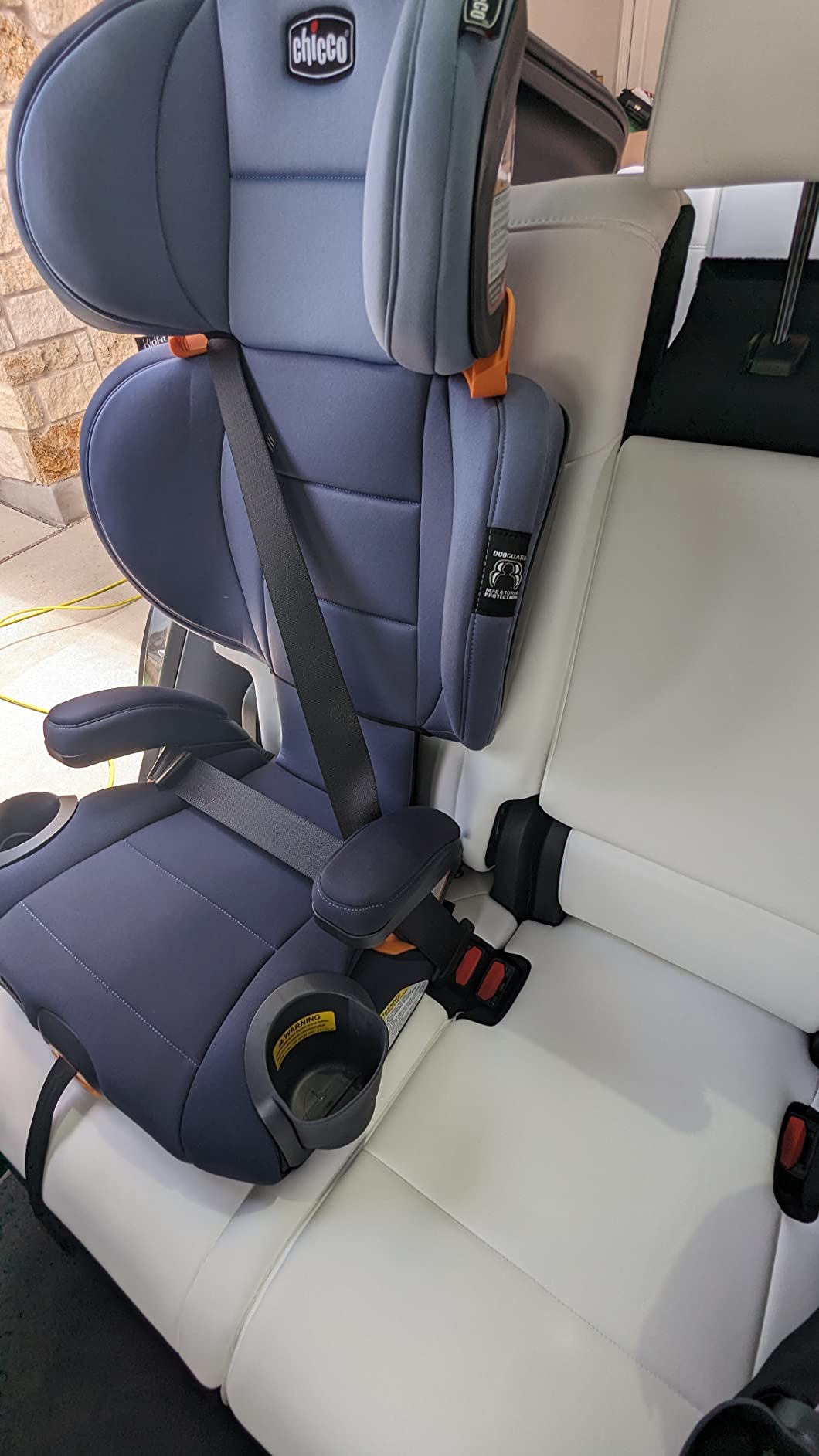 Chicco KidFit ClearTex Plus 2-in-1 Belt-Positioning Booster Car Seat, Obsidian/Black customer photo 2