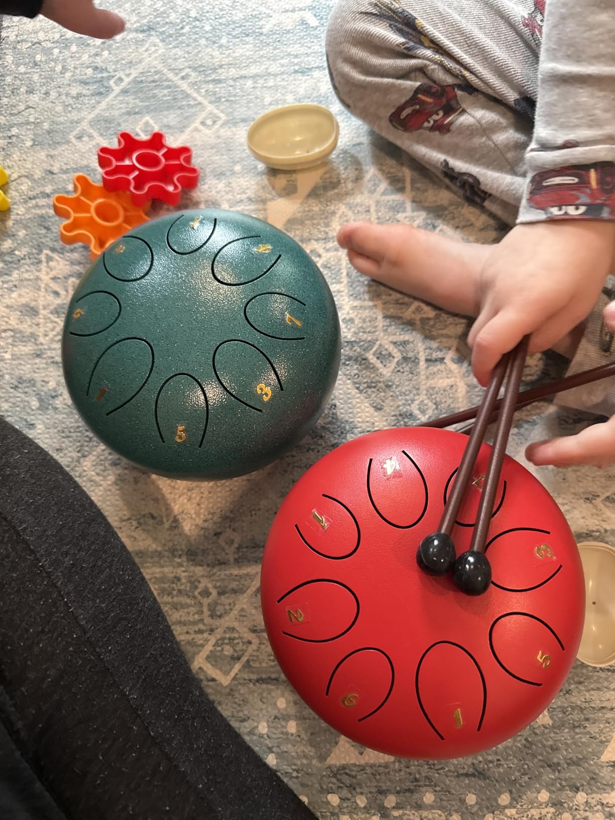 REGIS Steel Tongue Drum 6 Inch 8 Notes, Rain Drum Style Calming Percussion Instrument for Relaxation & Meditation, Musical Gift for Adults & Beginners(malachite) customer photo 2