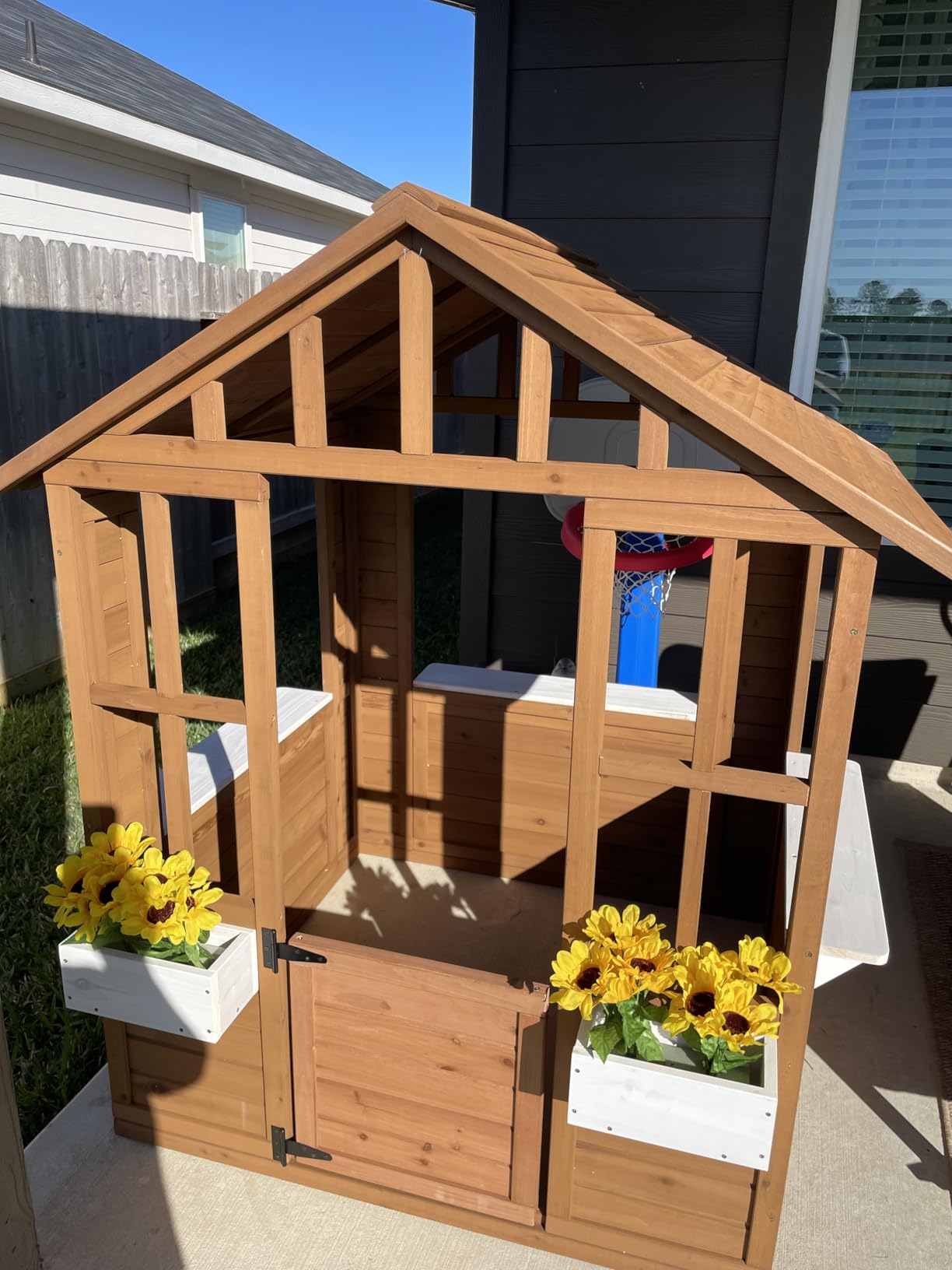 Outsunny Outdoor Playhouse Wooden Kids Playhouse with Working Door Brown | Windows, Kids Cottage, Flowers Pot Holder, Backyard Garden, Indoor Playroom, Imaginative Play, Gift for Ages 3-8 customer photo 2