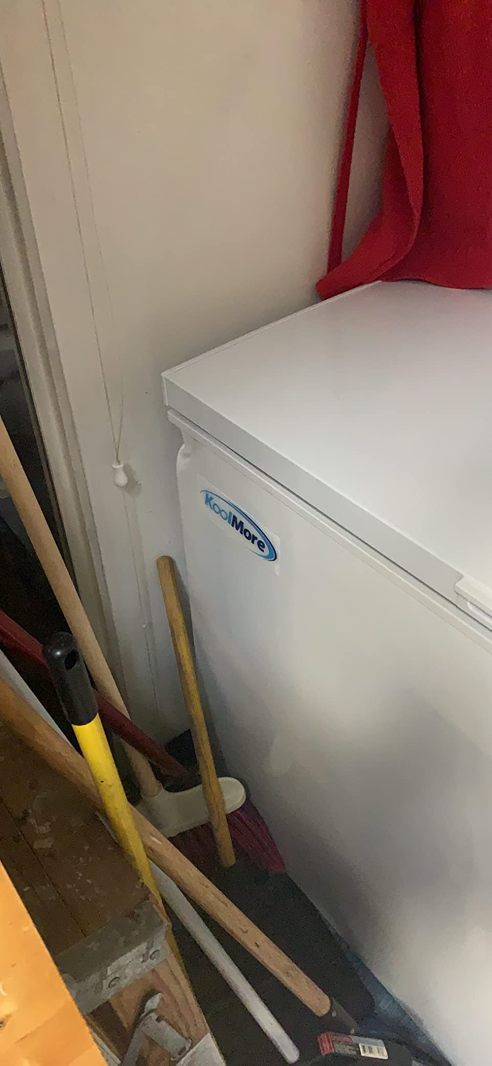 KoolMore SCF-24C Chest Freezer, 24 cu. ft, White customer photo 2