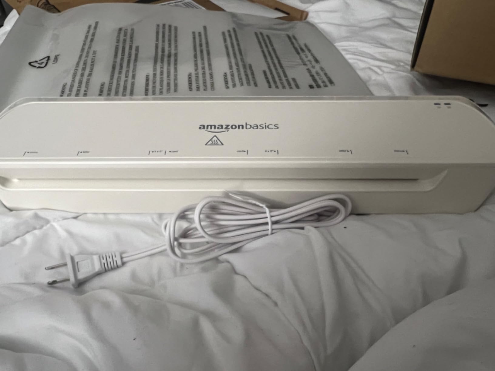 Amazon Basics 12-Inch Thermal Laminator Machine, Easy to Use for Home Office or School, White customer photo 1
