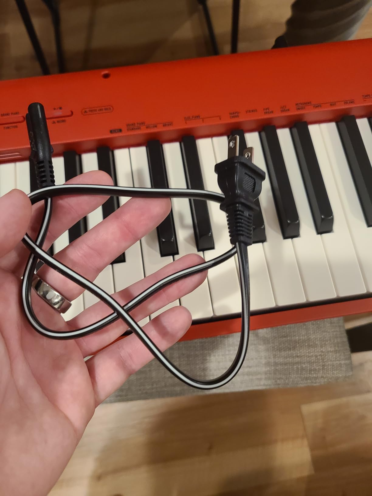 Casio CDP-S160 88-Key Weighted Digital Piano with Scaled Hammer Action Keyboard, Slim and Portable customer photo 2
