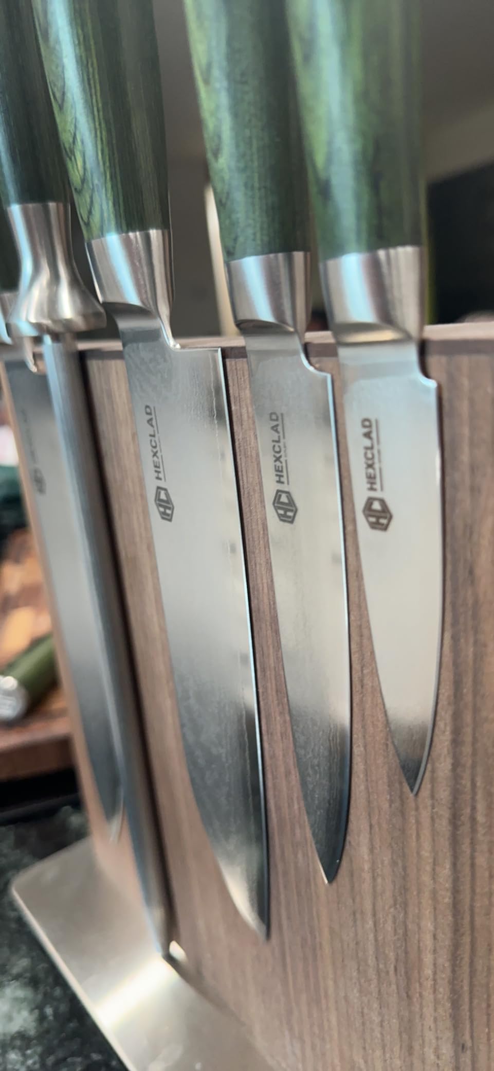 HexClad Green 6 Piece Japanese Damascus Stainless Steel Knife Set | Full Tang Construction, Pakkawood Handle, 67 Layers Steel customer photo 2
