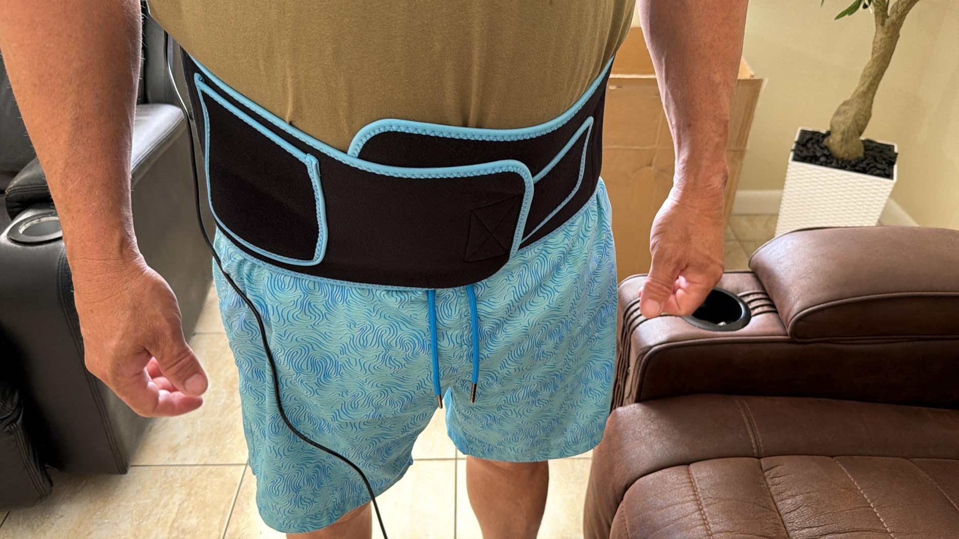 Red Light Therapy, Infrared Light Therapy for Body Waist Back Shoulder Leg Knee Muscle Relief, LED 3 Chips in 1 660nm 850nm Wearable Large Red Light Belt with Timer Remote, Ideal Gift for Woman Man customer photo 2