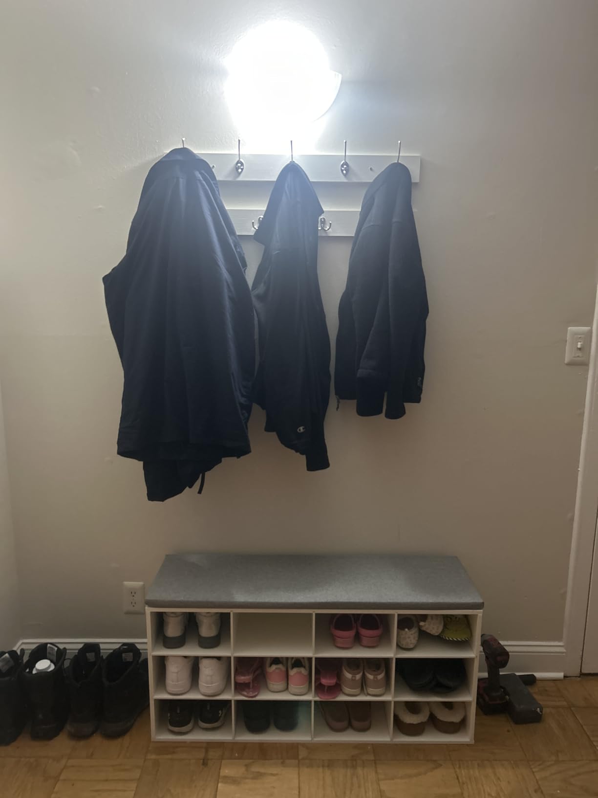 HOOBRO Shoe Storage Bench with Cushion, 39.4 inch L Entryway Bench with 12 Cubbies, Entryway Hall Tree with Storage, Shoe Cabinet with Coat Rack for Bedroom, Hallway, Holds up to 330 lb, BF112HX01G1 customer photo 1