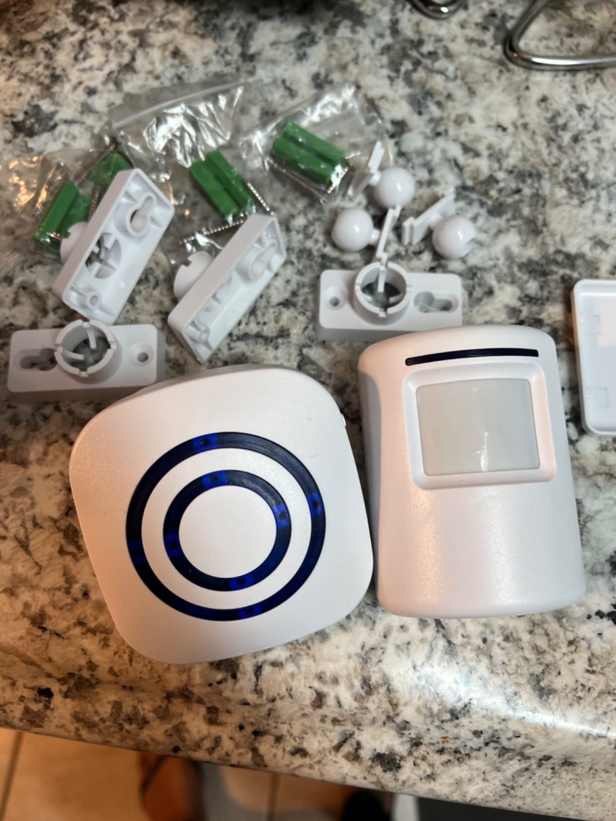 BESTOONE Motion Sensor Alarm, Long Range Wireless Driveway Alarm, Indoor Home Security System Electric Doorbells, 4 Motion Detector and 2 Alarm, 38 Chime Tunes, LED Indicator customer photo 1