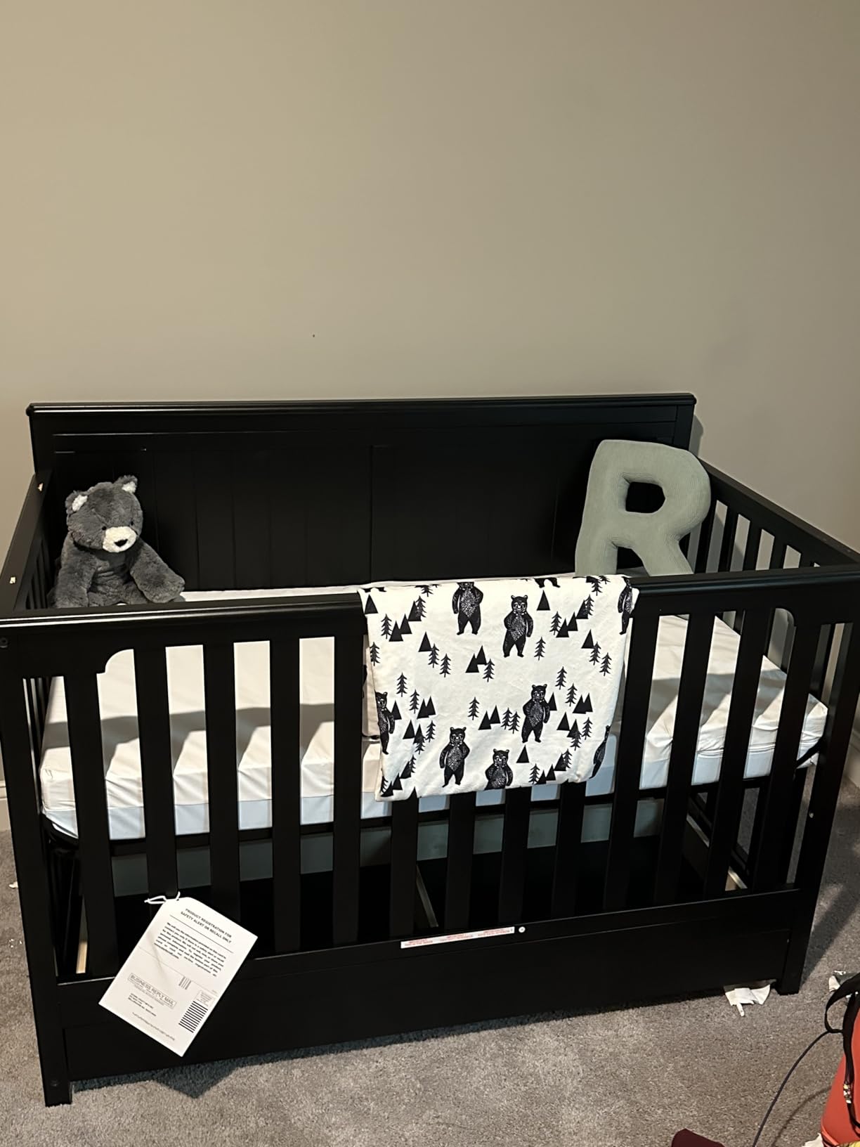 Graco Hadley 5-in-1 Convertible Crib with Drawer, Black customer photo 2