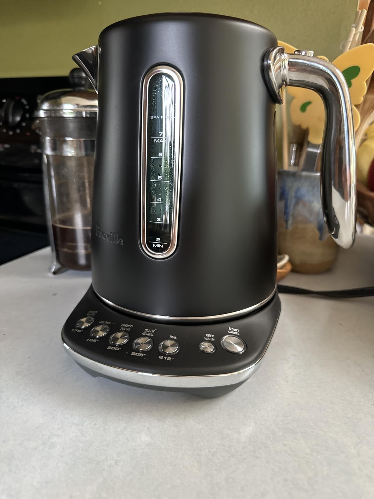 Breville BKE845BRT Smart Kettle Luxe Water Heater, Black Truffle | Intelligently heat water for any tea with this stylish, electric kettle designed for precision brewing | 7 cup capacity customer photo 1