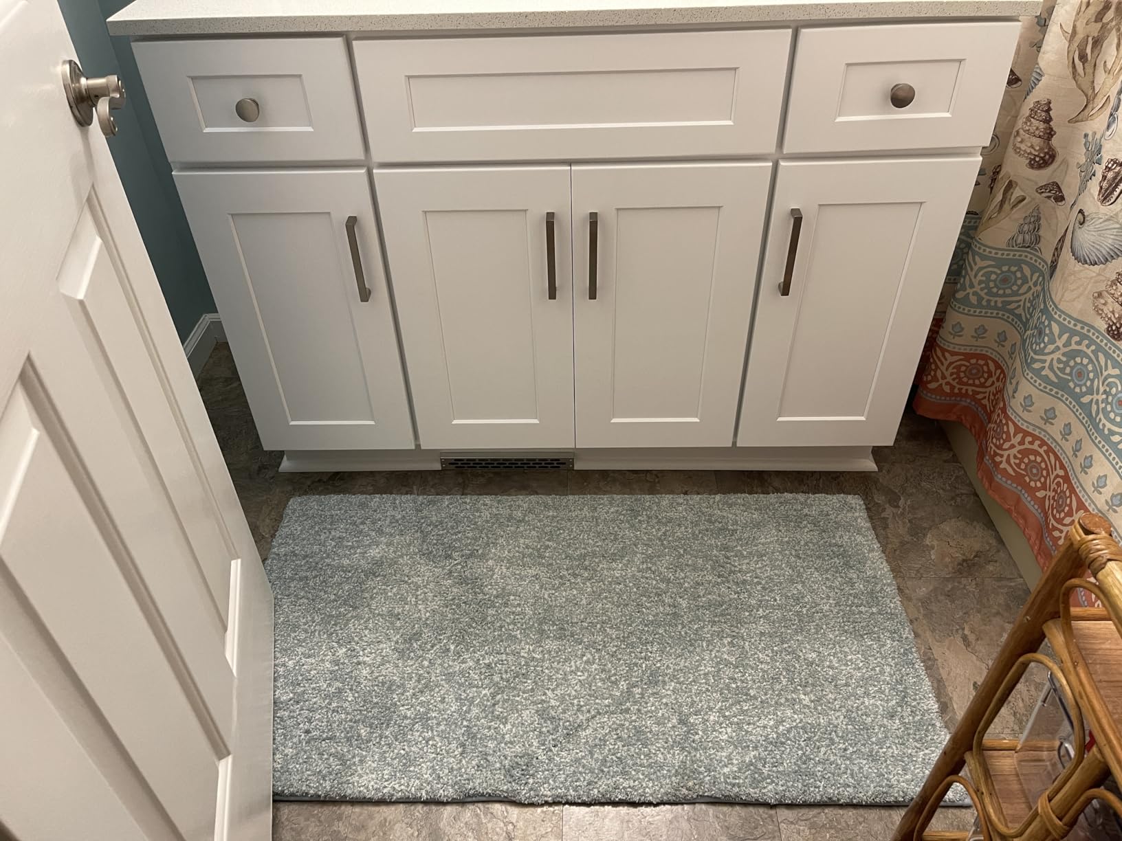 Yimobra Cushioned Anti-Fatigue Bathroom Rug, Bath Mat Non Slip Washable, Dense Soft Microfiber for Bathroom Sink, Shower, Tired Feet Comfort, Absorbent, 32