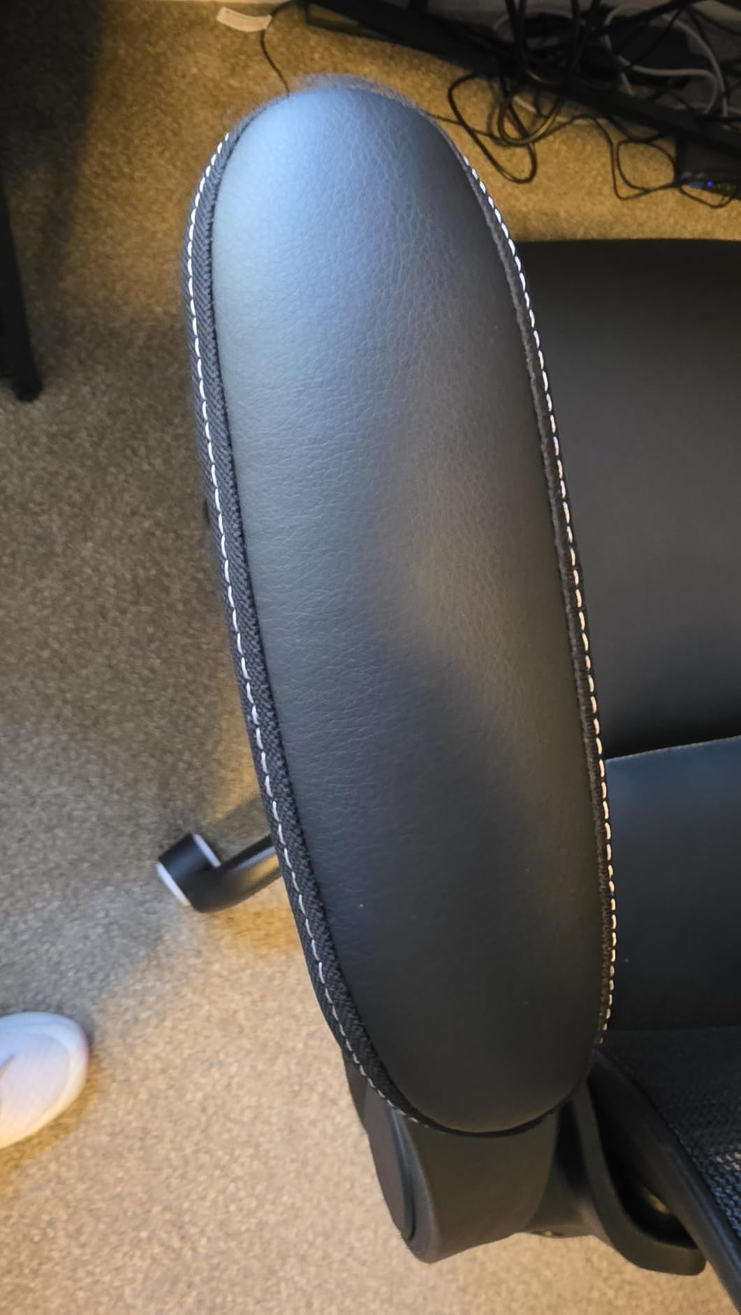 Office Chair, Ergonomic Desk Chair with Adjustable Lumbar Support and Flip up Armrest, Breathable Mesh Computer Chair for Home Office, Black customer photo 1