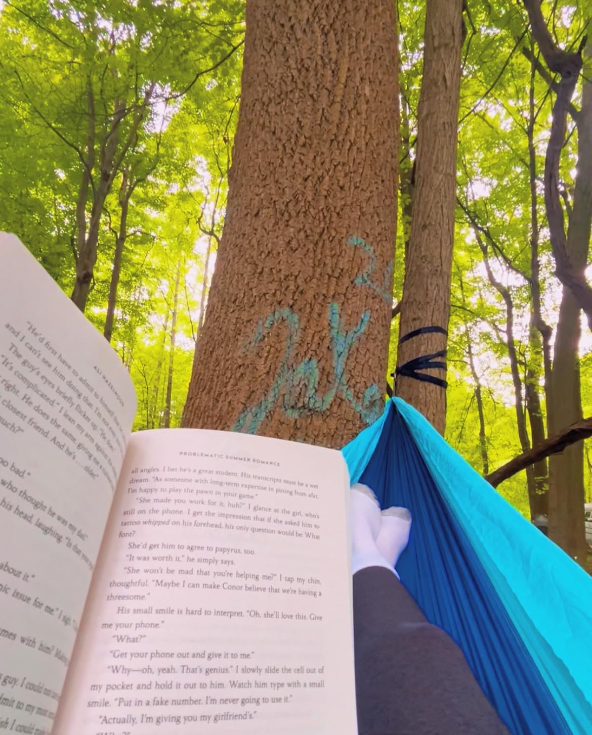 Durable Hammock 400 lb Capacity, Nylon Camping Hammock Chair - Double or Single Sizes w/Tree Straps and Attached Carry Bag - Portable for Travel/Backpacking/Beach/Backyard (Medium, Blue & Light Blue) customer photo 2