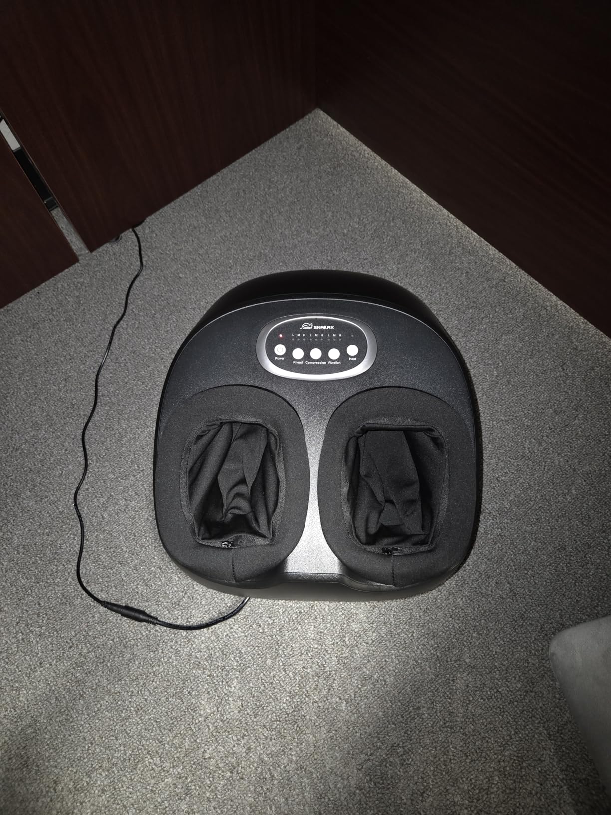 Snailax Foot Massager with Heat for Plantar Fasciitis Relief, FSA Eligible HSA, Deep Kneading, 2-level Heat and 3-level Compression Massage, Fits Feet Up to US Men's Size 13 customer photo 1