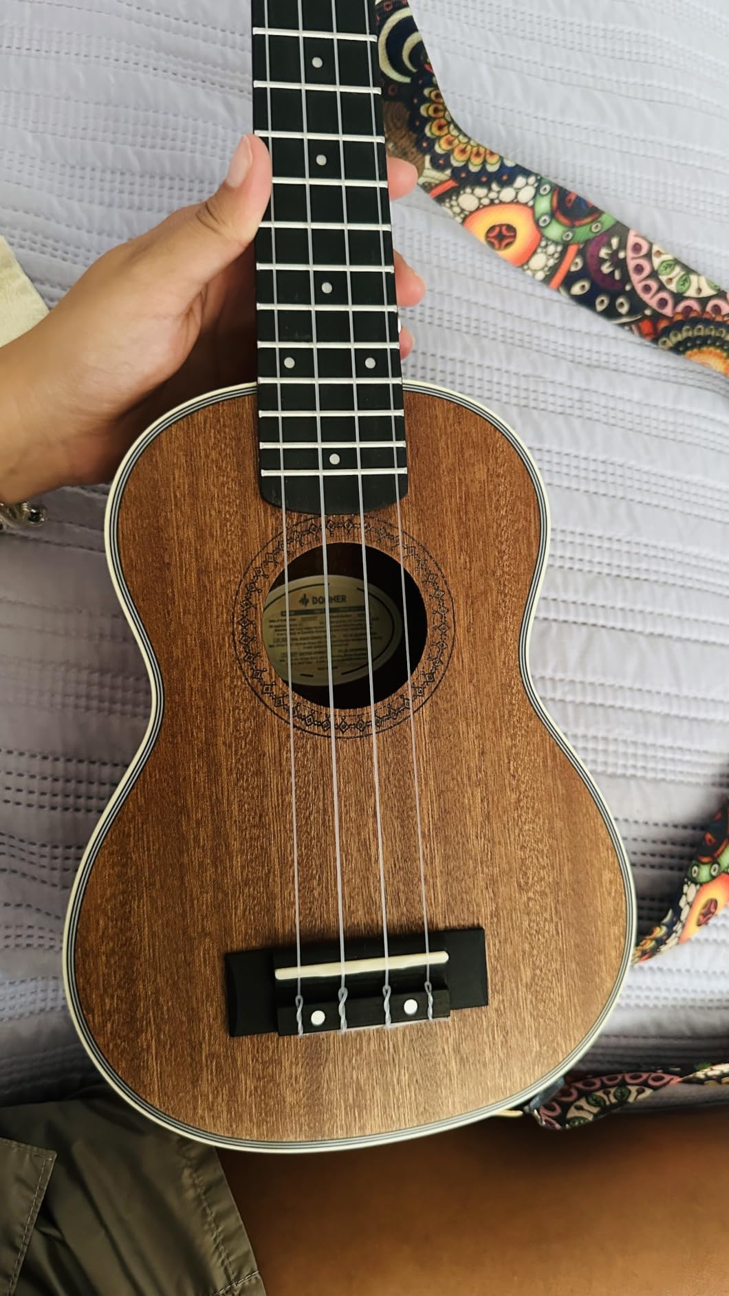 Donner Soprano Ukulele Mahogany 21 inch Ukelele Beginner Kit Online Lesson Gig Bag Strap Nylon String Tuner Picks Cloth DUS-1 customer photo 2