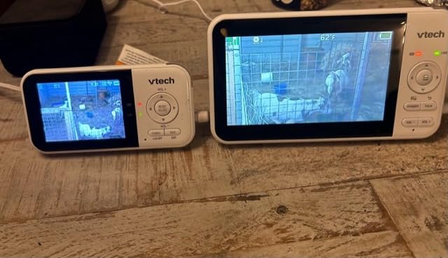 VTech Baby Monitor No WiFi, 2 Cameras & Remote Pan-Tilt-Zoom for Twins & Two Rooms - Hack-Proof, 17Hr Battery, 1000ft Range, Auto Night Vision, Temperature Sensor | VM924-2 customer photo 2