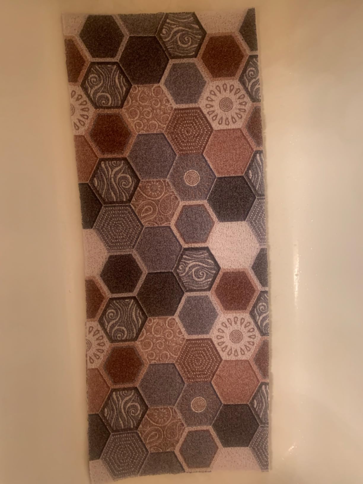 Shower Mat Non-Slip, Soft Comfort Bath Mat with Drainage Holes, PVC Loofah Massage Bathtub Mat for Shower, Tub, Bathroom, Wet Areas, Quick Drying customer photo 1