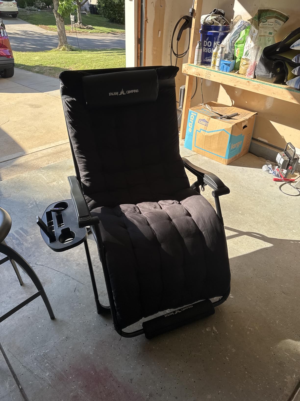 UDPATIO Oversized Zero Gravity Chair 33In XXL Patio Reclining Chair with Cushion, Outdoor Folding Recliner with Pillows|Cup Holder|Foot Rest|Padded Headrest, Black, Support 500LB customer photo 1