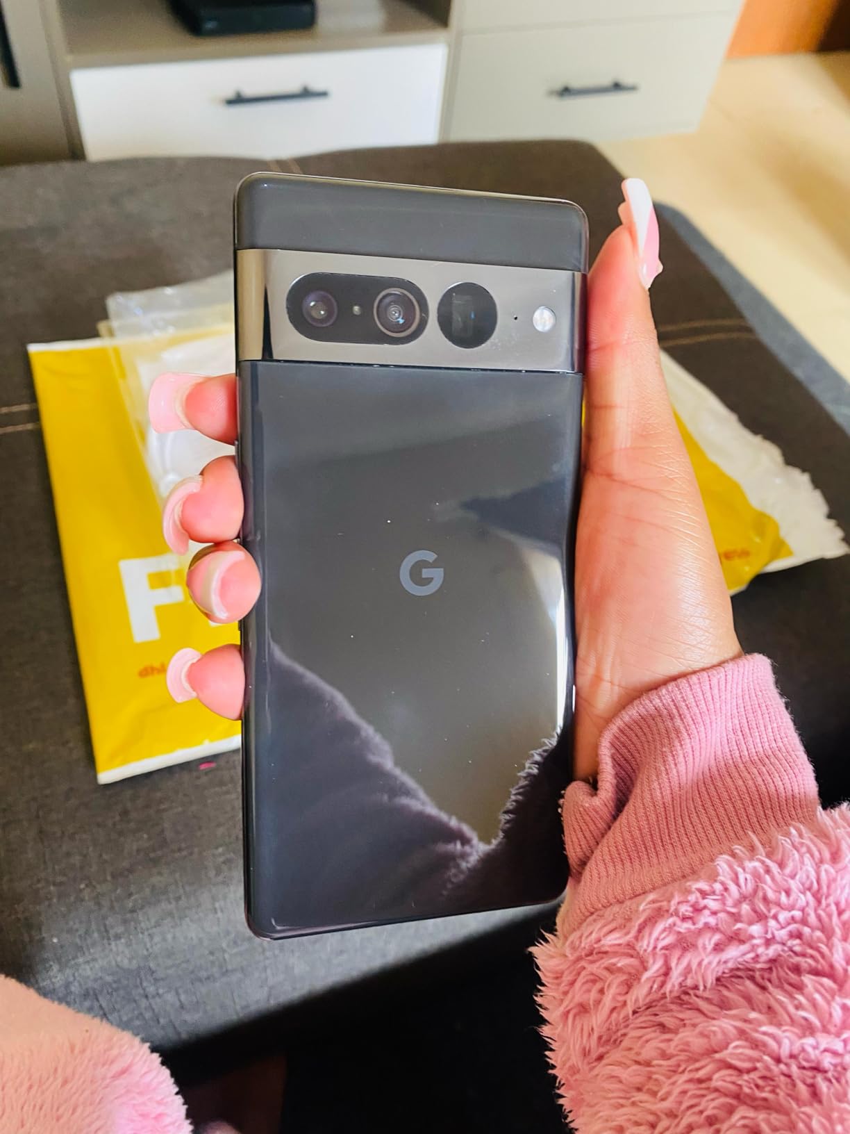 Google Pixel 7 Pro - 5G Android Phone - Unlocked Smartphone with Telephoto/Wide Angle Lens, and 24-Hour Battery - 128GB - Obsidian customer photo 1