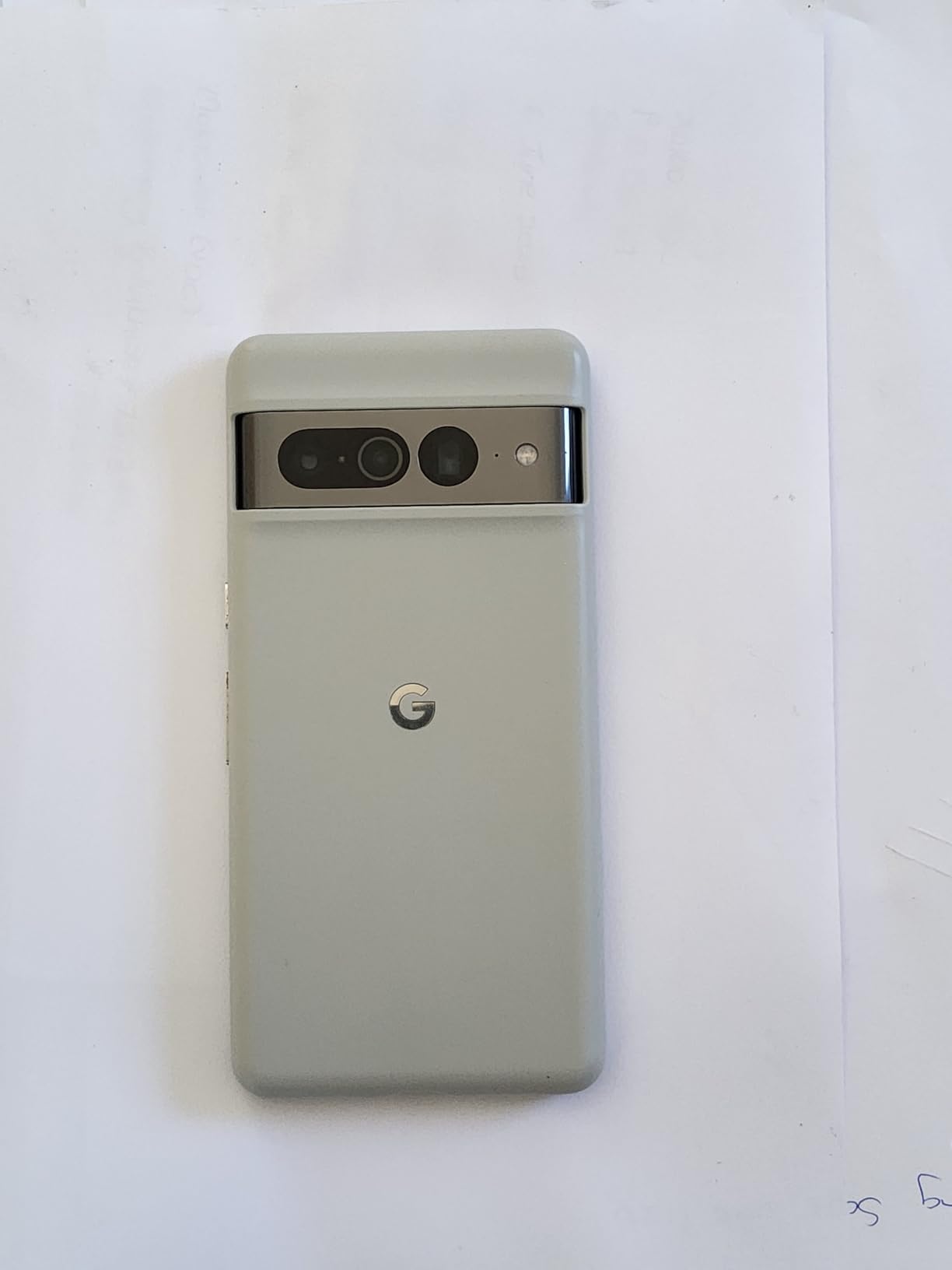 Google Pixel 7 Pro - 5G Android Phone - Unlocked Smartphone with Telephoto/Wide Angle Lens, and 24-Hour Battery - 128GB - Obsidian customer photo 2