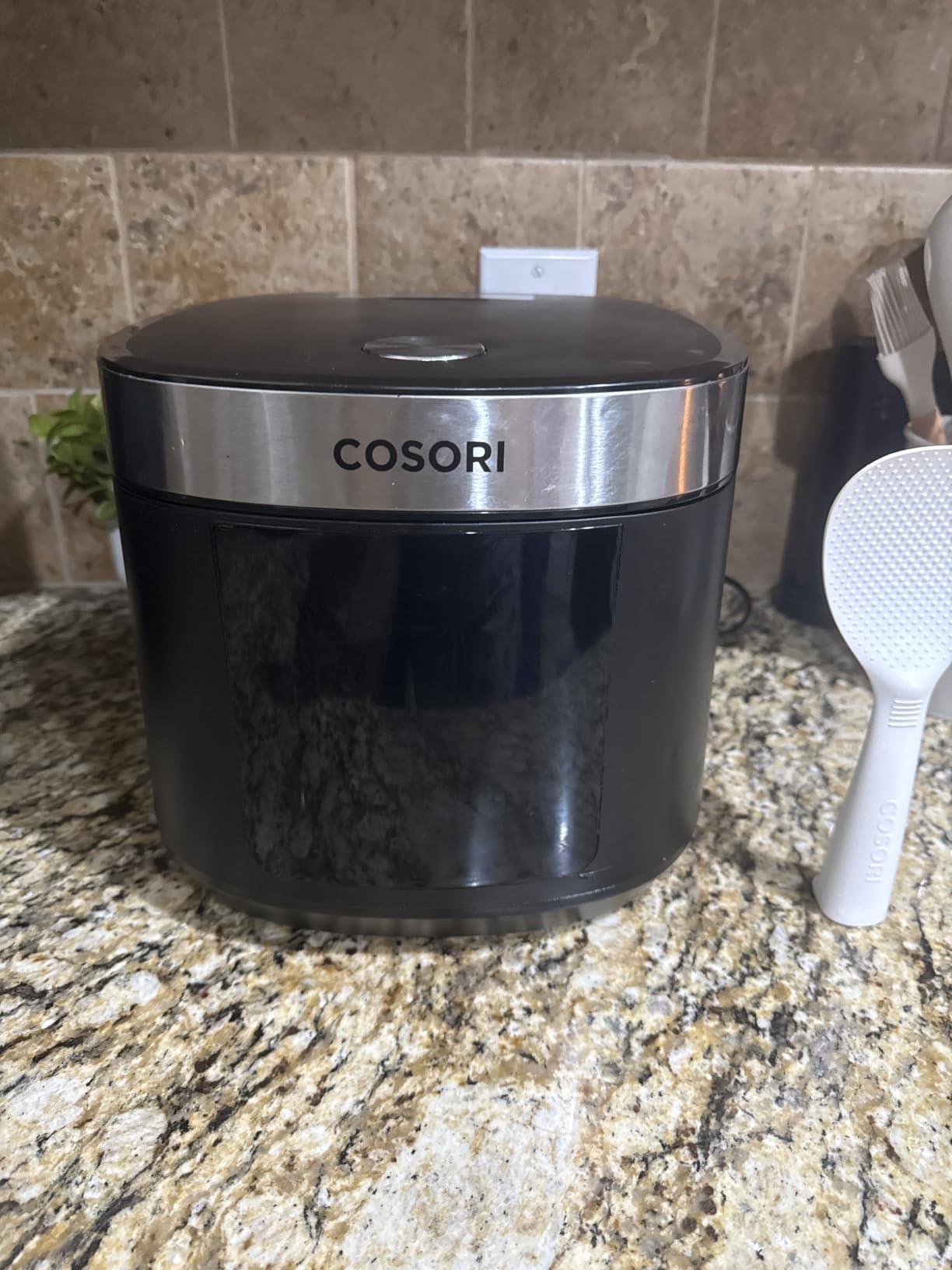 Cosori Rice Cooker 10 Cup, Fuzzy Logic, Ceramic Coating Inner Pot, 18-in-1 | 24H Keep Warm & Delay Timer, Stainless Steel Steamer Basket, Non-stick Ceramic Coating, Sauté, Slow Cook, Black customer photo 1