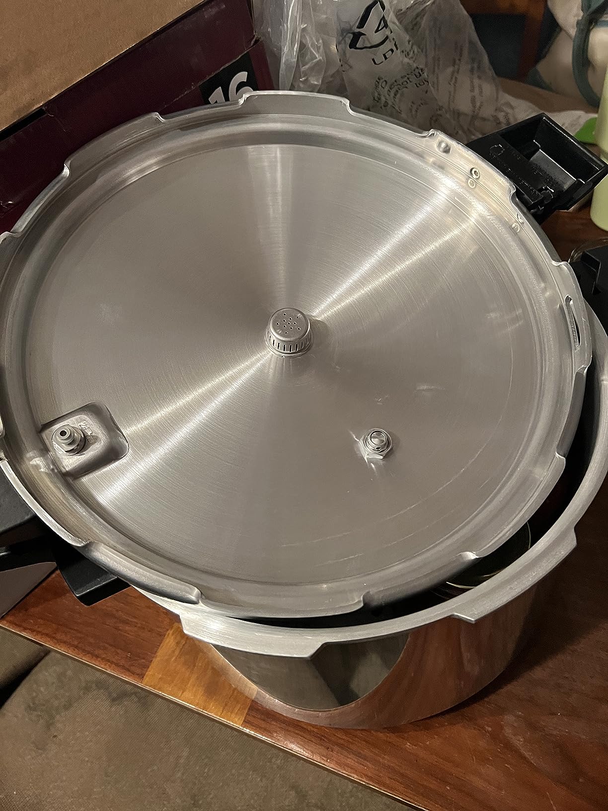 MIRRO 22 Qt Aluminum Pressure Canner with 3 Regulators customer photo 1