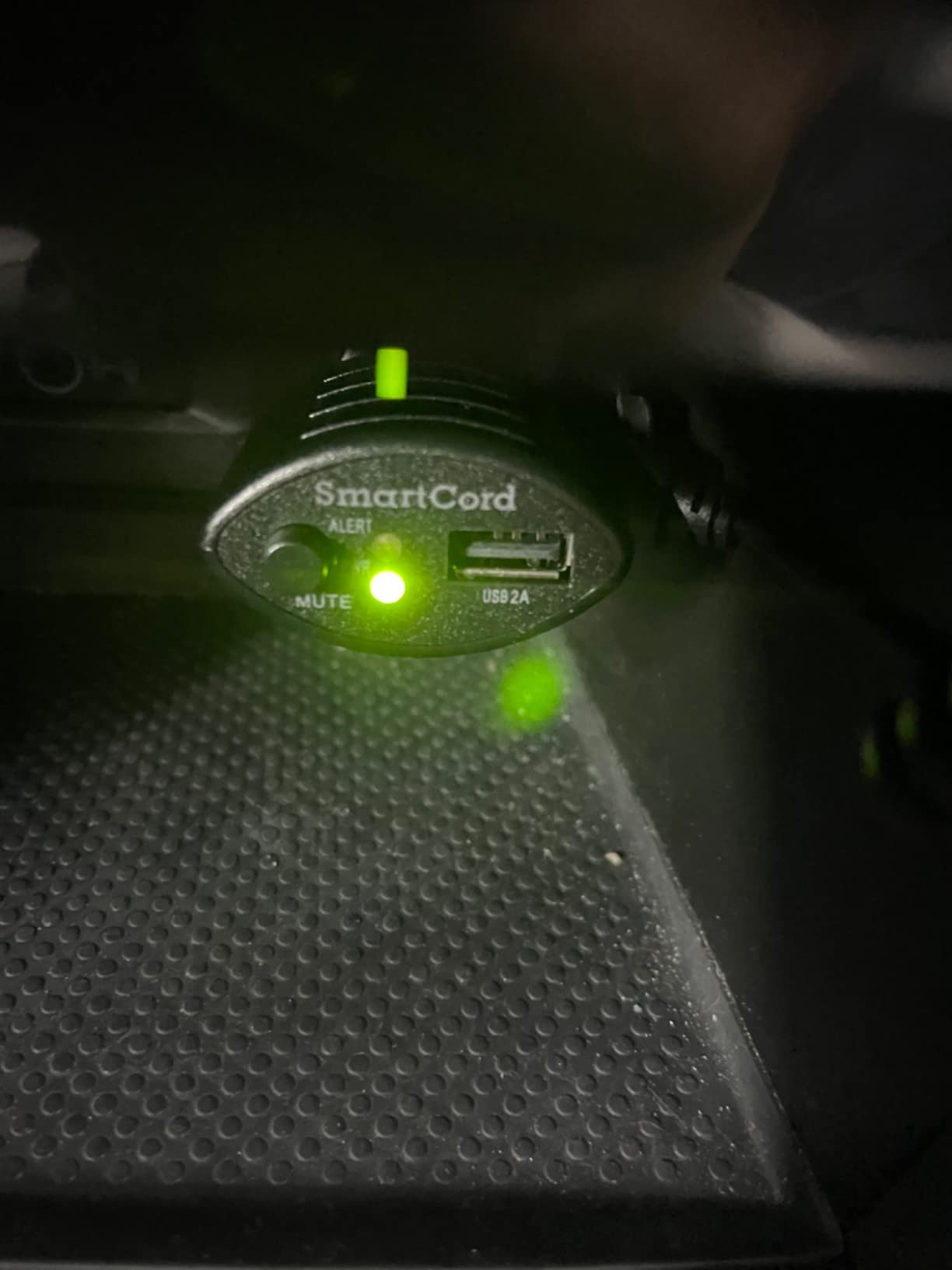 Escort MAX 360c MKII Laser Radar Detector, 360° Directional Arrows, Black | Dual-Band Wi-Fi and Bluetooth Enabled, Exceptional Range, Shared Alerts, Apple CarPlay and Android Auto Compatible customer photo 1