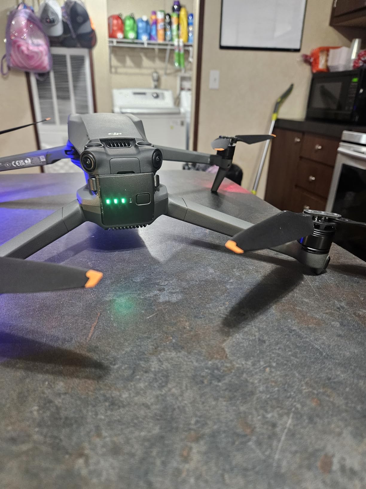 Mavic 3 Classic (DJI RC), Drone with 4/3 CMOS Hasselblad Camera, 5.1K HD Video, 46 Mins Flight Time, Omnidirectional Obstacle Sensing, Smart Return to Home, FAA Remote ID Compliant customer photo 2