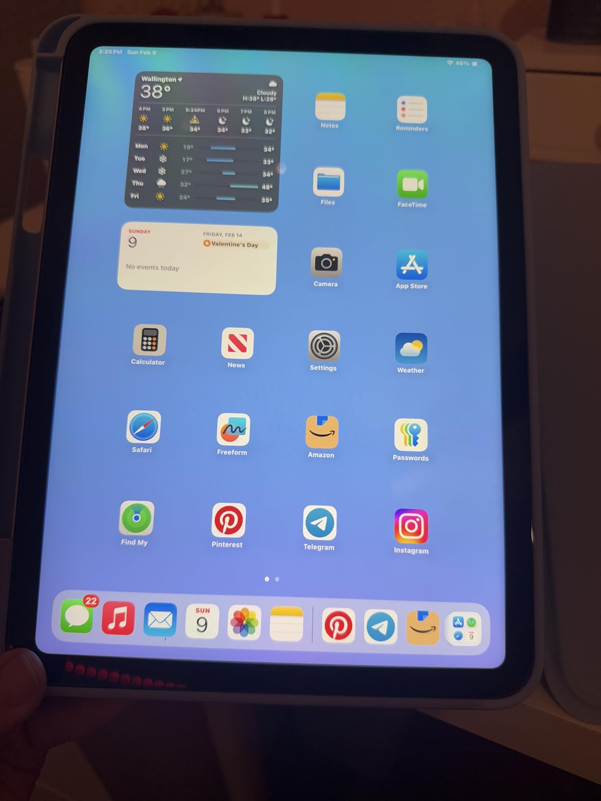 Apple iPad (10th Generation): with A14 Bionic chip, 10.9-inch Liquid Retina Display, 64GB, Wi-Fi 6, 12MP front/12MP Back Camera, Touch ID, All-Day Battery Life customer photo 2